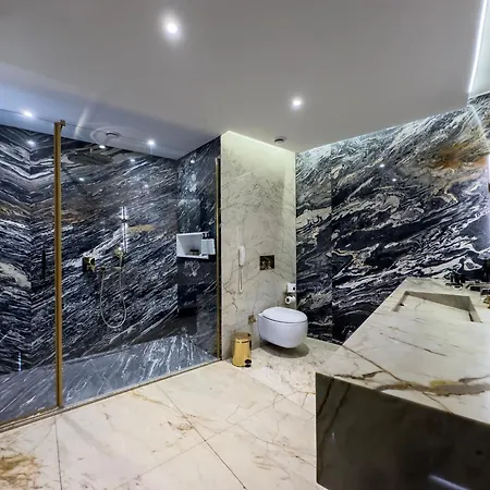 Otel Charisma De Luxe