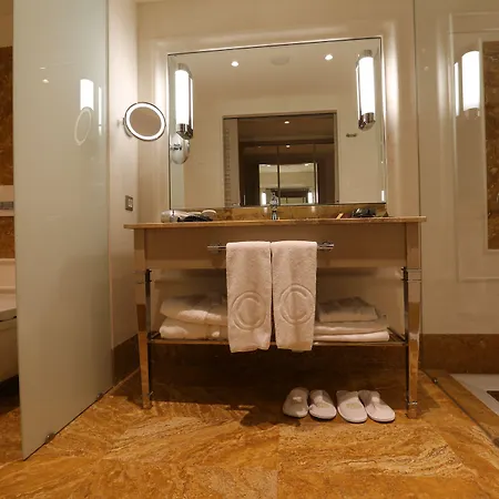 Charisma De Luxe Ξενοδοχείο 5*