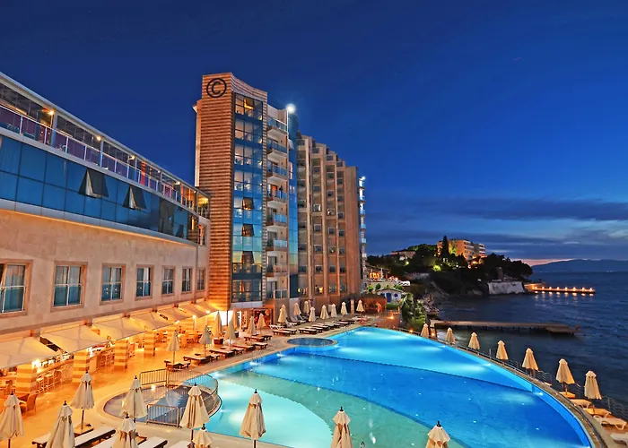 Charisma De Luxe Otel