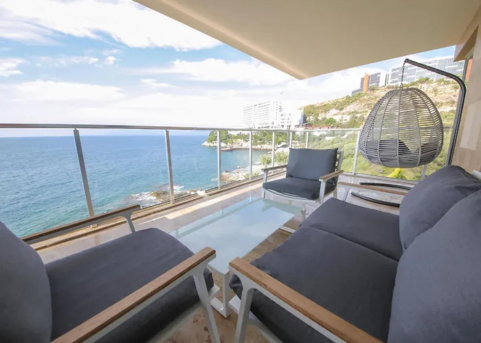 Otel Charisma De Luxe