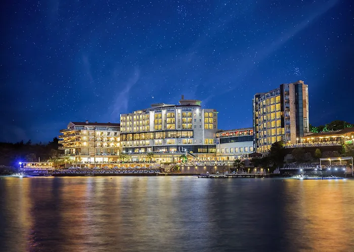 Otel Charisma De Luxe