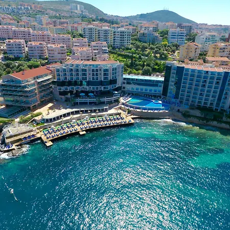 Charisma De Luxe 5*