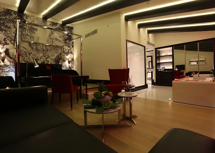Charisma De Luxe Hotel 5*