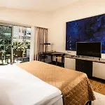 カリズマ デラックス 5*