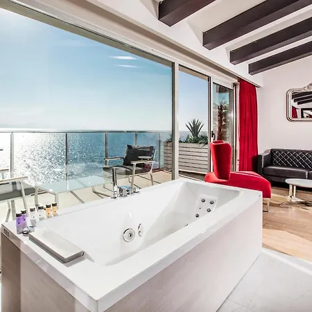 Hotel Charisma De Luxe Kusadasi