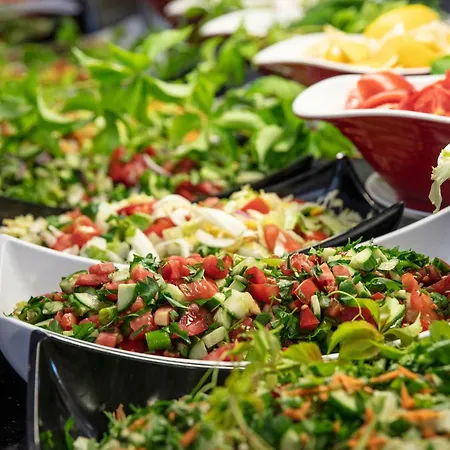 מלון Charisma De Luxe