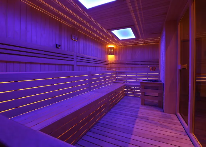 Charisma De Luxe Hotel 5*