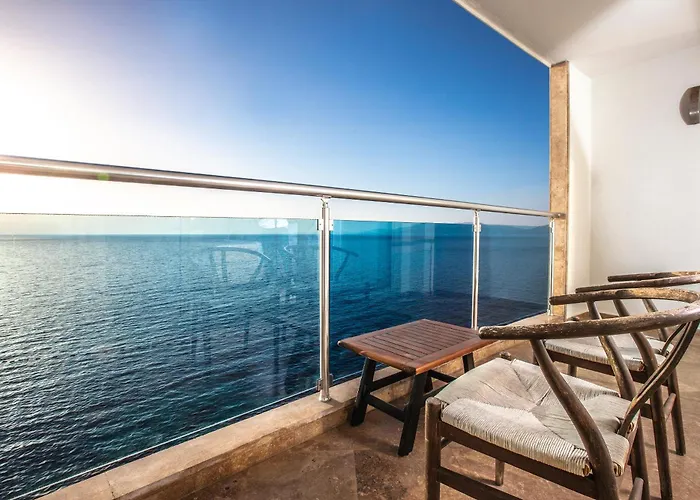 Charisma De Luxe 5* Kusadasi