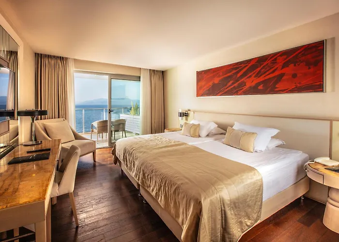 Charisma De Luxe 5* Kuşadası
