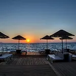 كاريزما دي لوكس 5*